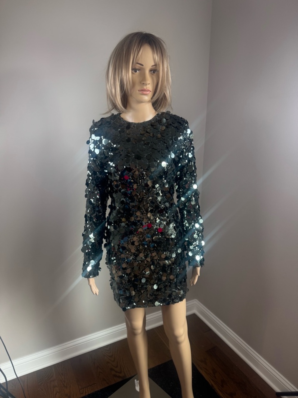 AKIRA Olive Sequin Mini Dress Multiple Sizes Long Sleeve Paillette Party  NWT - Picture 2 of 4